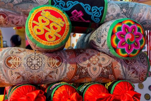 指尖上的守望 彩虹下的芳華 央廣網