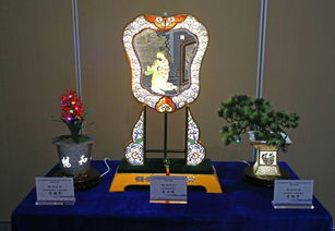 精美工藝品琳瑯滿目 非遺民間手工藝人現場展示,這周,來文化館參觀潮鄉民藝作品展